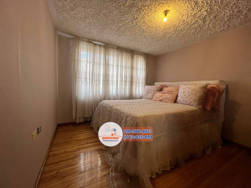 C1225 Hermosa casa rentera de venta en zona comercial